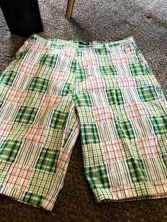 Green Patchwork Plaid Shorts - Picture 2 of 6